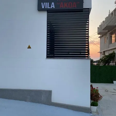 Akoa Boutique *